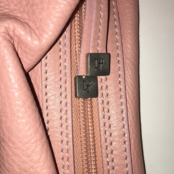 Donald J Pliner Couture pink shoulder bag - Picture 2 of 6